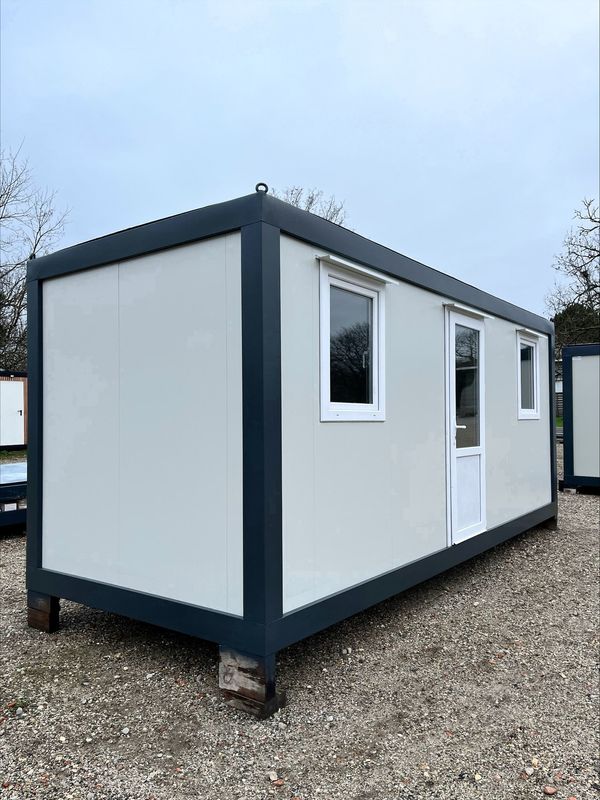 container bureau neuf flat pack 15m2 isolation 100% complète container bureau neuf flat pack 15m2 isolation 100% complète